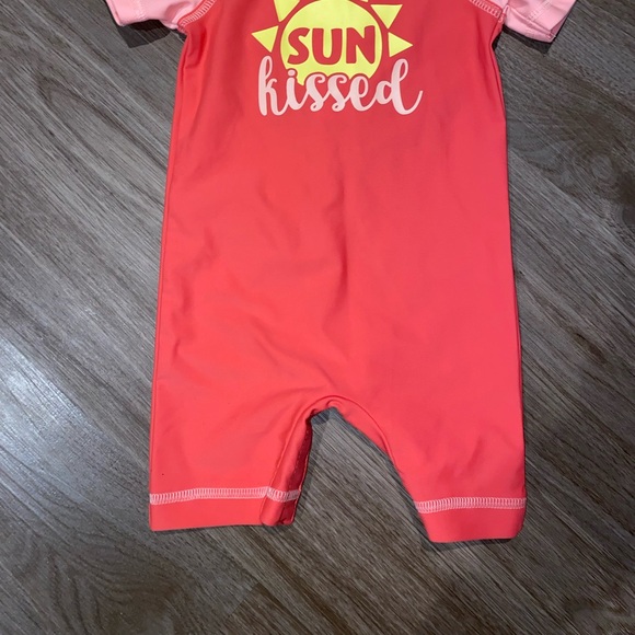 3/25$ Sunkissed bathing suit Baby girl size 6-12 months NWOT - Picture 2 of 2
